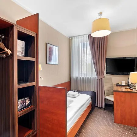 ホテル Diament - Gliwice 3*