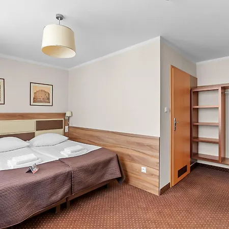 Diament - Gliwice 4*