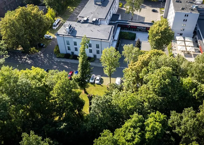 Diament - Gliwice 4*