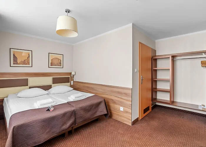 Diament - Gliwice 4*