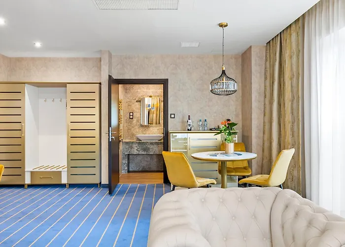 ホテル Diament - Gliwice 4*